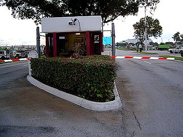 gate